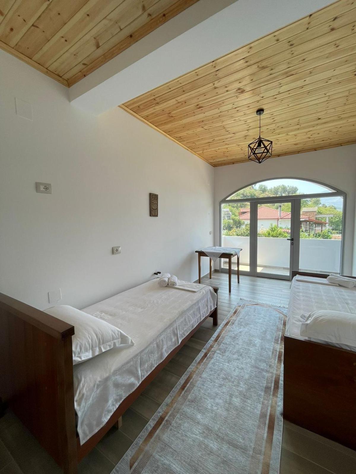 Georgemishel Guest House Berat Exterior foto