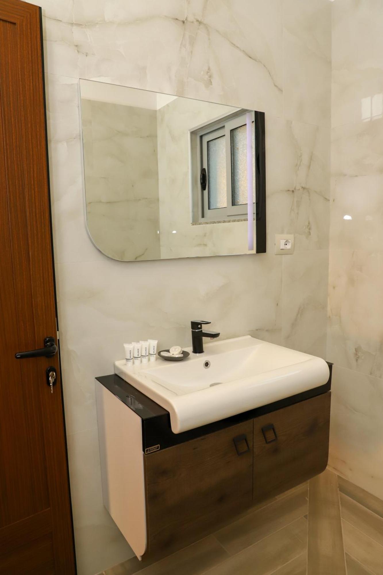 Georgemishel Guest House Berat Exterior foto