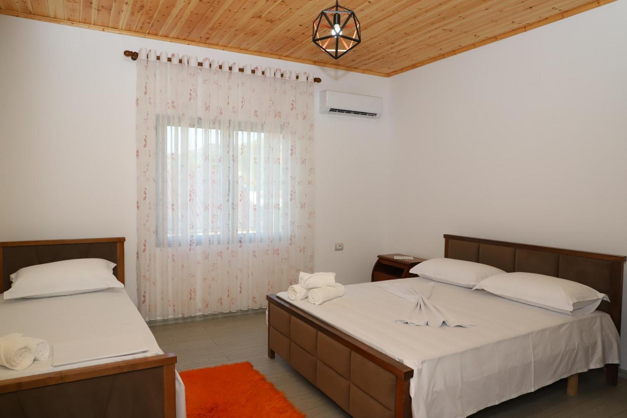 Georgemishel Guest House Berat Exterior foto