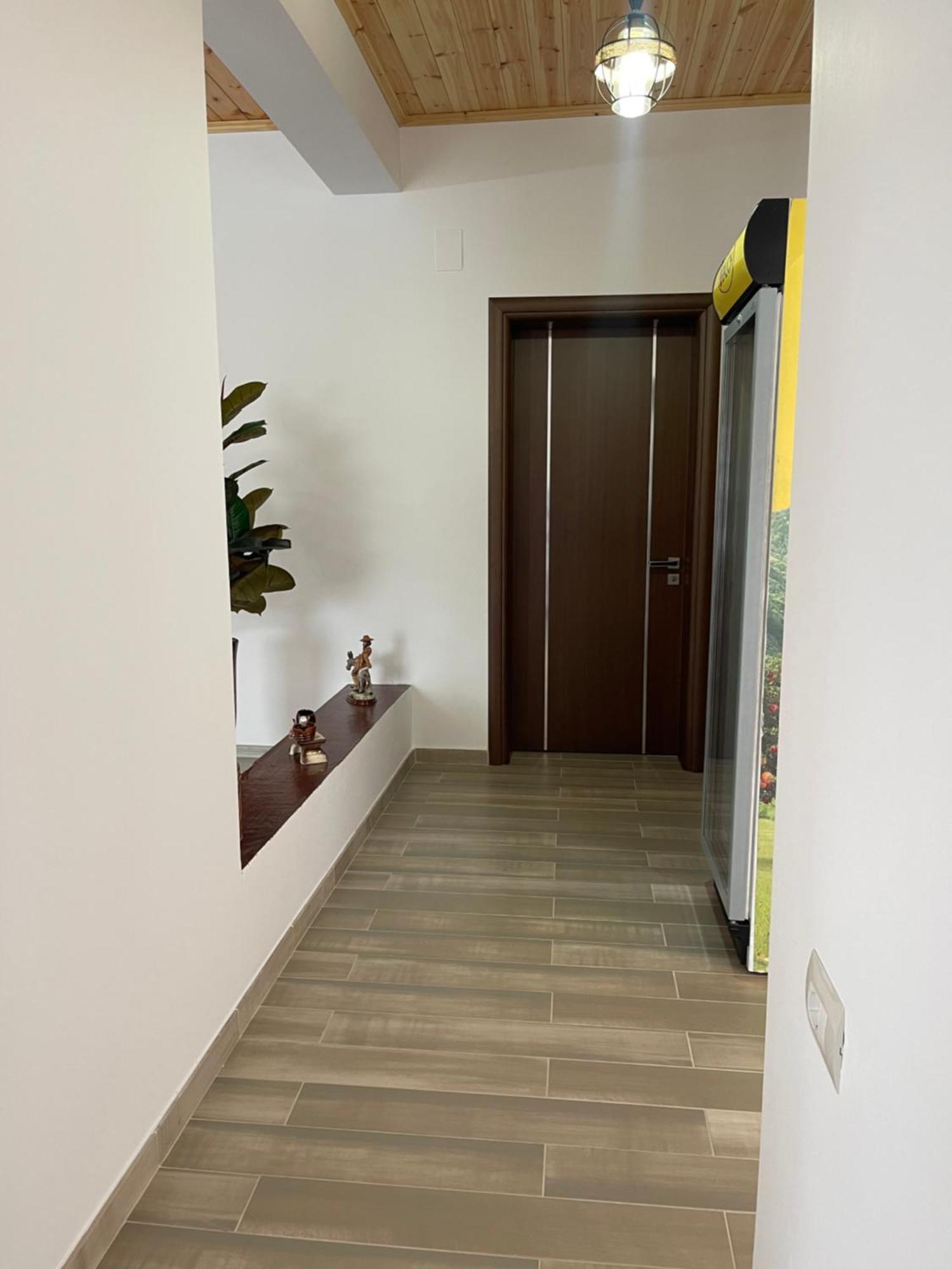 Georgemishel Guest House Berat Exterior foto