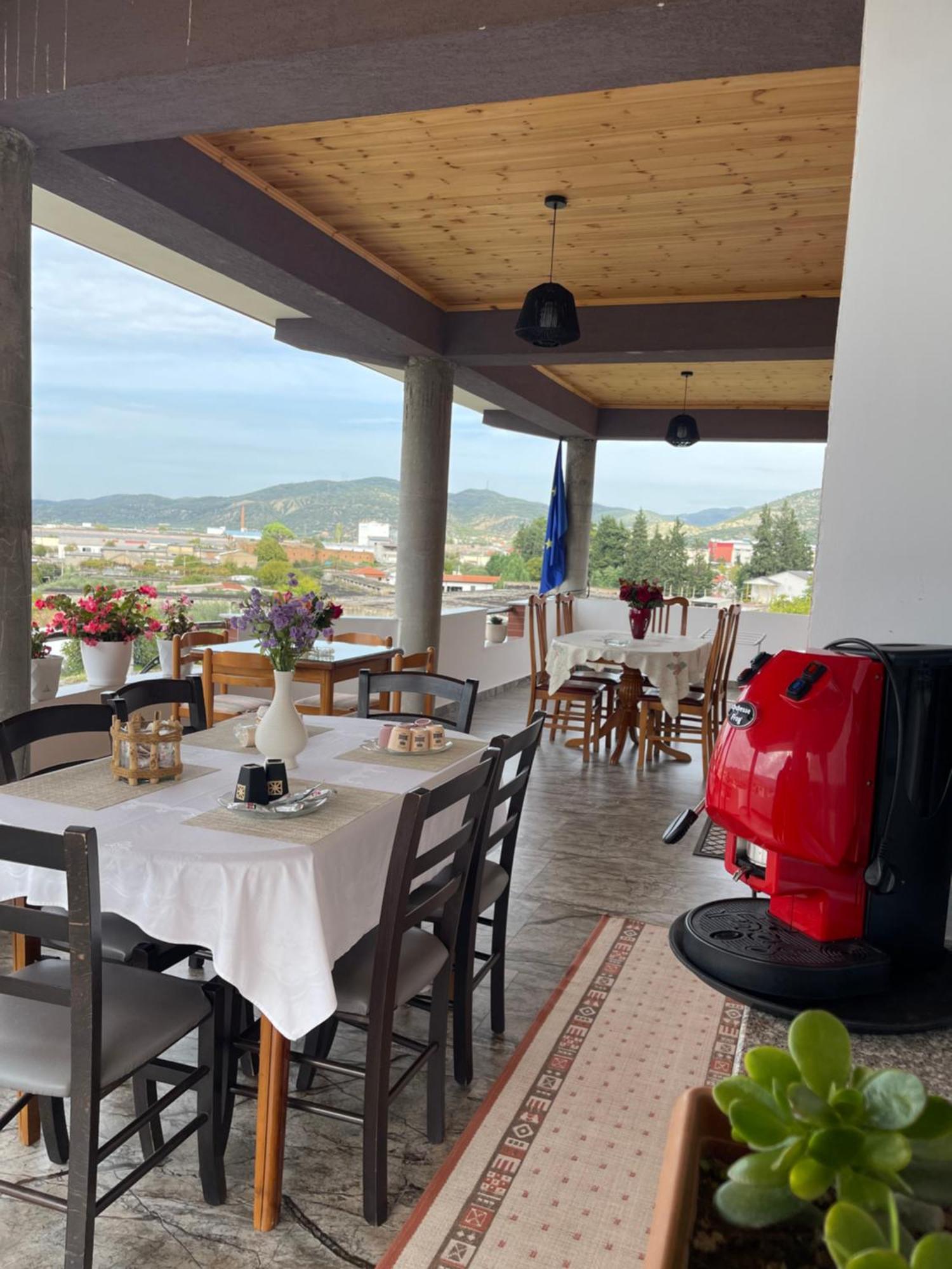Georgemishel Guest House Berat Exterior foto